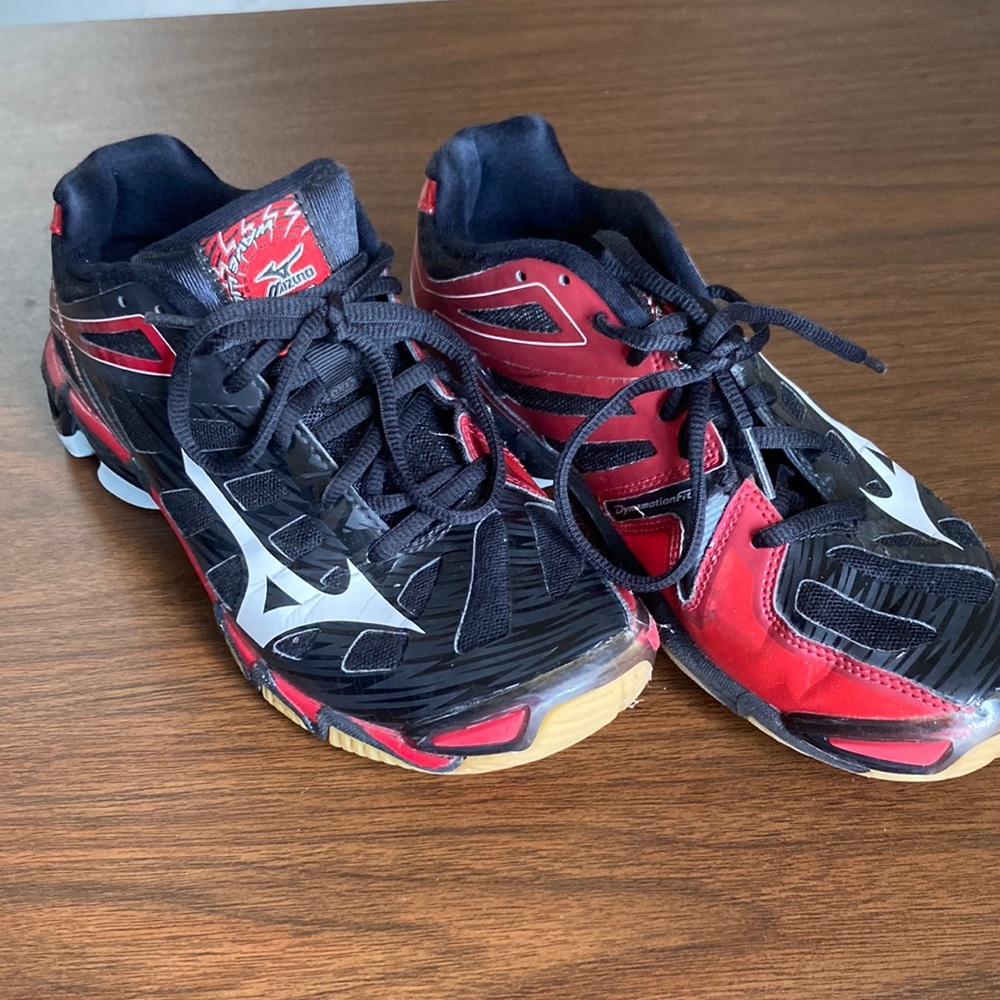 Mizuno Volleyball Shoes
